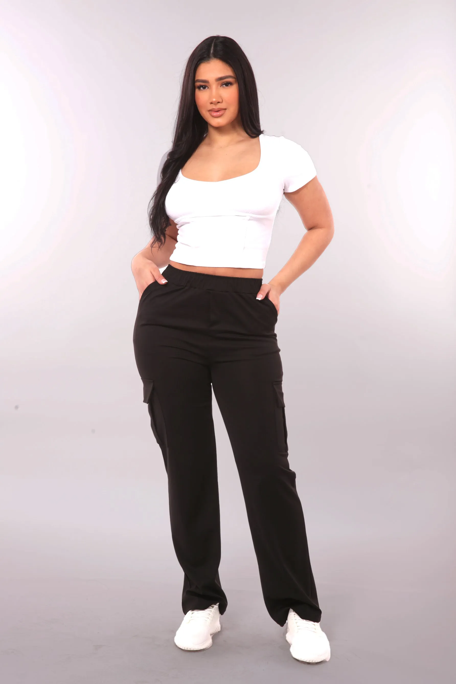 High Rise Straight Leg Cargo Pants - Black