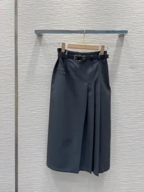 Pleated skirt