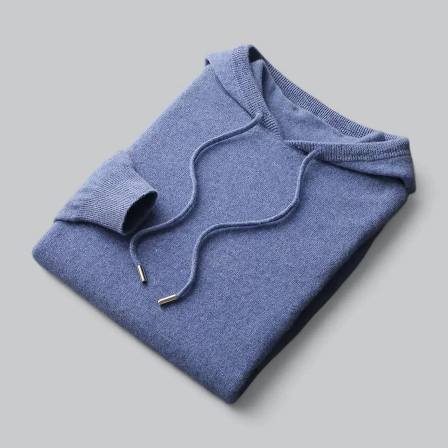 Warm Men's Wool Hoodie with Classic Fit and Clean Design