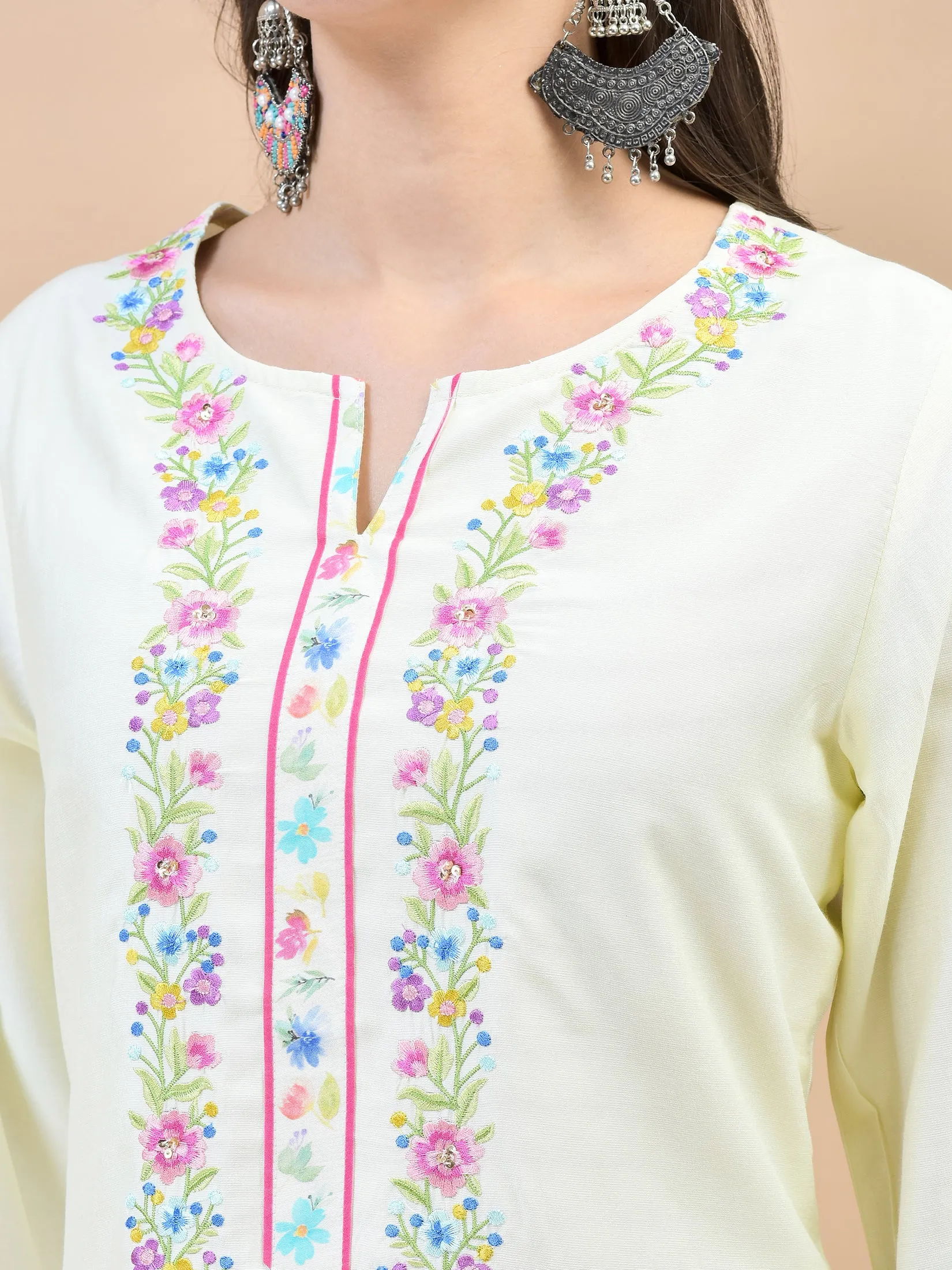 Women Liva Off White Embroidered Kurta Comfort Pant Dupatta